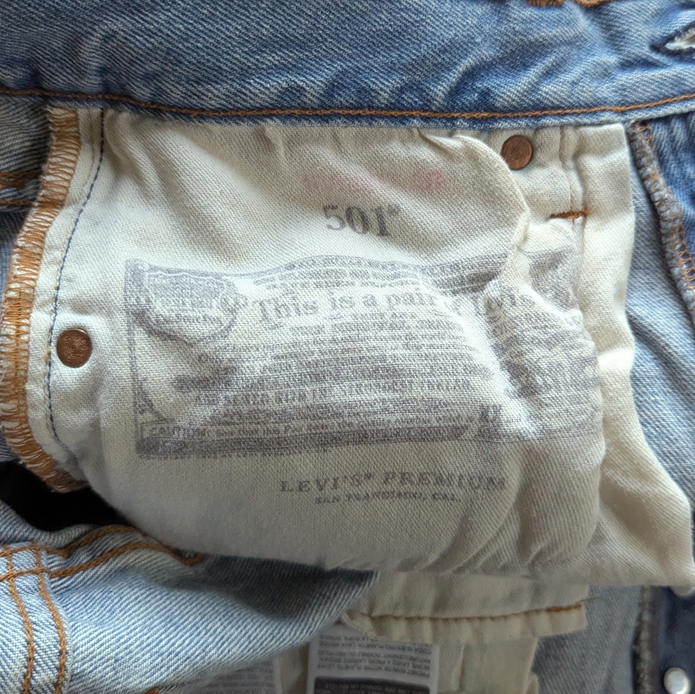 Levi's 501 Cropped Raw Hem Distressed Light Wash Button Fly Jeans - Picture 8 of 15